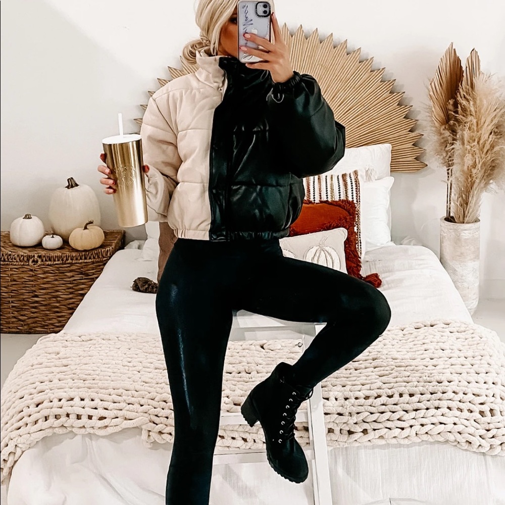 - Nanamac colorblock puffer jacket 🖤😊